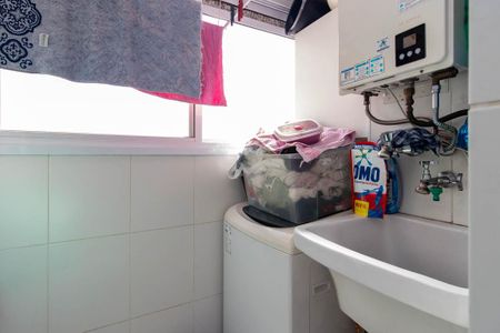 Apartamento à venda com 61m², 2 quartos e 2 vagasCozinha e Área de Serviço