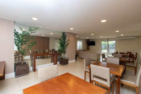 Apartamento à venda com 61m², 2 quartos e 2 vagasÁrea comum - Salão de festas