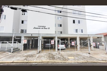 Apartamento à venda com 80m², 2 quartos e 1 vaga Apartamento à venda com 80m², 2 quartos e 1 vagaFachada