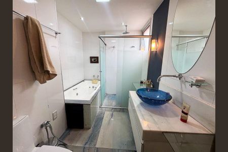 Apartamento para alugar com 140m², 4 quartos e 2 vagasBanheiro da Suíte 1