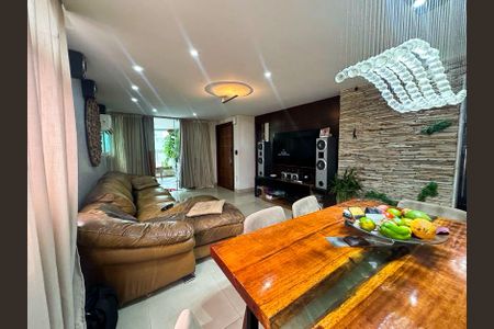 Apartamento para alugar com 140m², 4 quartos e 2 vagasSala de Jantar