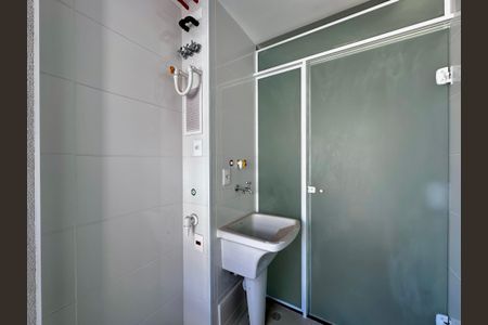 Apartamento à venda com 67m², 2 quartos e 1 vagaÁrea de Serviço