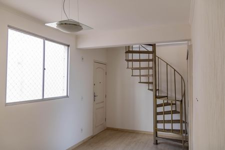 Apartamento à venda com 180m², 3 quartos e 2 vagasSala
