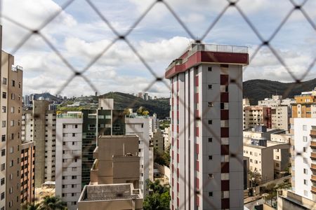 Apartamento à venda com 180m², 3 quartos e 2 vagasVista do quarto 1