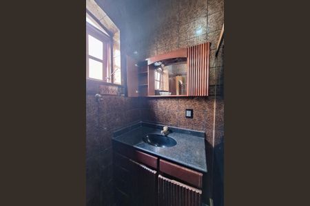 Casa à venda com 400m², 3 quartos e 4 vagasBanheiro da Suíte