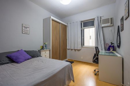 Apartamento à venda com 119m², 3 quartos e 1 vaga Apartamento à venda com 119m², 3 quartos e 1 vagaQuarto