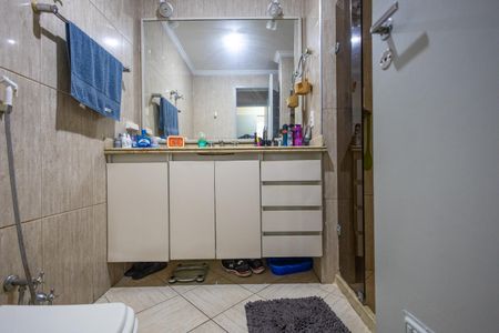 Apartamento à venda com 119m², 3 quartos e 1 vaga Apartamento à venda com 119m², 3 quartos e 1 vagaBanheiro Suite