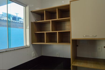 Casa de condomínio à venda com 243m², 4 quartos e 3 vagasCozinha