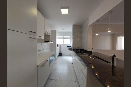 Apartamento à venda com 69m², 2 quartos e 1 vaga Apartamento à venda com 69m², 2 quartos e 1 vagaCozinha