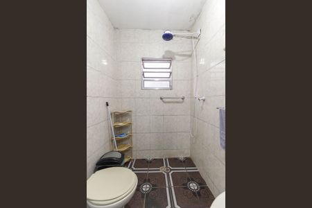 Casa à venda com 410m², 2 quartos e 4 vagasBanheiro