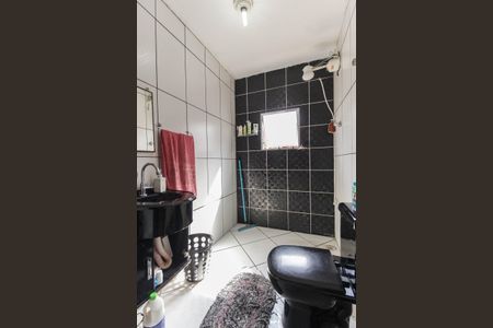 Casa à venda com 410m², 2 quartos e 4 vagasBanheiro Casa 2