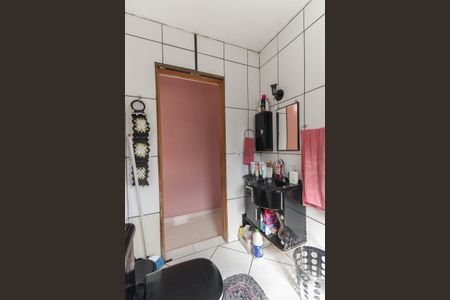 Casa à venda com 410m², 2 quartos e 4 vagasBanheiro Casa 2