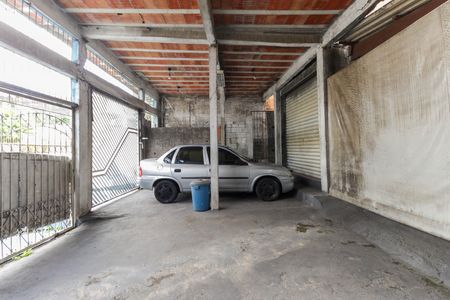 Casa à venda com 410m², 2 quartos e 4 vagasGaragem