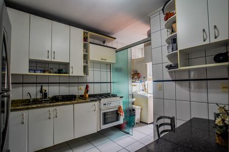 Apartamento à venda com 100m², 3 quartos e 2 vagasCozinha