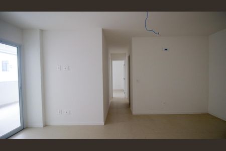 Apartamento à venda com 7m², 3 quartos e 2 vagas Apartamento à venda com 7m², 3 quartos e 2 vagasSala