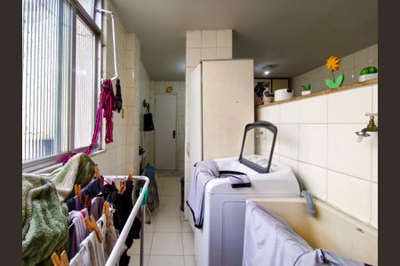 Apartamento à venda com 120m², 3 quartos e 1 vagaÁrea de Serviço