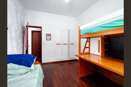 Apartamento à venda com 120m², 3 quartos e 1 vagaQuarto 2