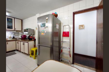 Apartamento à venda com 120m², 3 quartos e 1 vagaCozinha