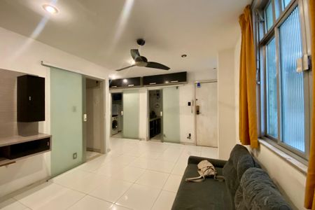 Apartamento para alugar com 58m², 1 quarto e sem vagaSala