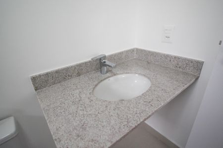 Apartamento à venda com 42m², 1 quarto e sem vaga Apartamento à venda com 42m², 1 quarto e sem vagaBanheiro