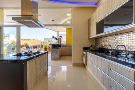 Casa de condomínio à venda com 373m², 3 quartos e 4 vagasFoto 03