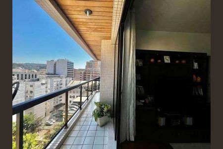 Apartamento à venda com 130m², 3 quartos e 3 vagas