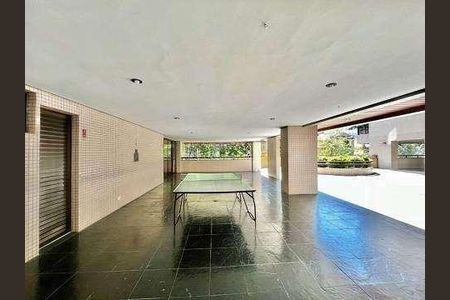 Apartamento à venda com 130m², 3 quartos e 3 vagas