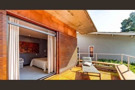 Casa à venda com 418m², 4 quartos e 6 vagas