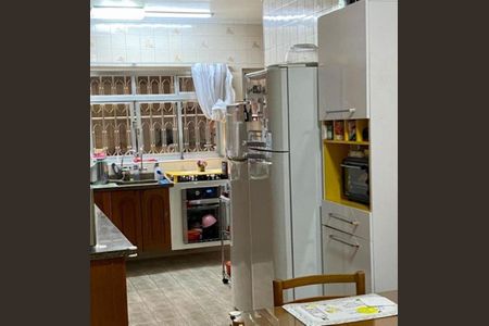 Casa à venda com 180m², 3 quartos e 1 vaga