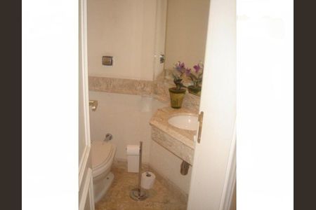 Apartamento à venda com 192m², 4 quartos e 6 vagas