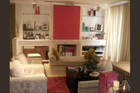 Apartamento à venda com 192m², 4 quartos e 6 vagas