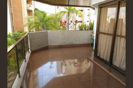 Apartamento à venda com 180m², 3 quartos e 3 vagas