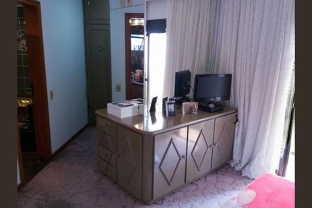 Apartamento à venda com 180m², 3 quartos e 3 vagas