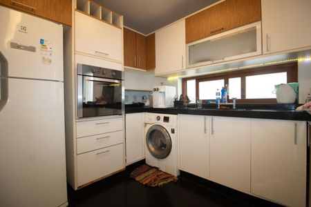 Apartamento à venda com 320m², 6 quartos e 1 vagaCozinha