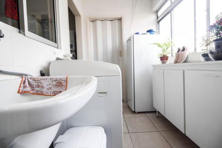 Apartamento à venda com 86m², 3 quartos e 1 vaga Apartamento à venda com 86m², 3 quartos e 1 vagaÁrea de serviço