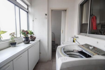 Apartamento à venda com 86m², 3 quartos e 1 vaga Apartamento à venda com 86m², 3 quartos e 1 vagaÁrea de serviço