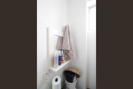 Apartamento à venda com 86m², 3 quartos e 1 vaga Apartamento à venda com 86m², 3 quartos e 1 vagaBanheiro de serviço