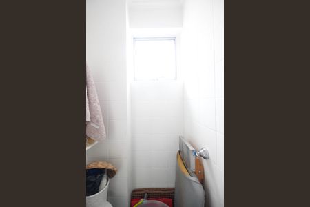 Apartamento à venda com 86m², 3 quartos e 1 vaga Apartamento à venda com 86m², 3 quartos e 1 vagaBanheiro de serviço