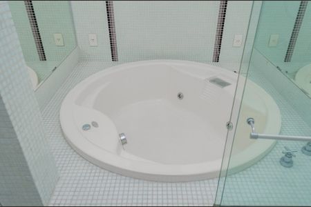 Apartamento para alugar com 600m², 4 quartos e 3 vagas Apartamento para alugar com 600m², 4 quartos e 3 vagasDemiSuite 01