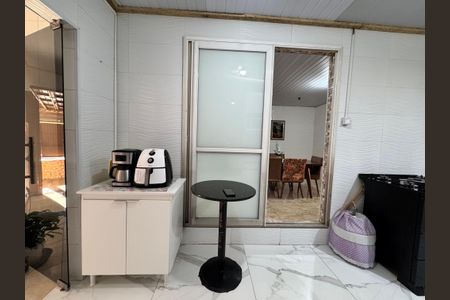 Casa à venda com 110m², 3 quartos e 1 vagaChurrasqueira