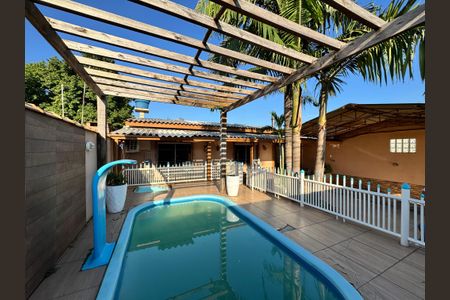 Casa à venda com 110m², 3 quartos e 1 vagaÁrea comum