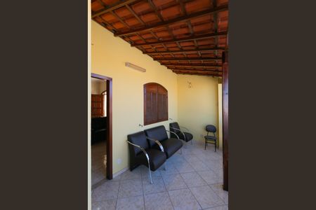 Casa à venda com 204m², 3 quartos e 2 vagasVaranda Sala