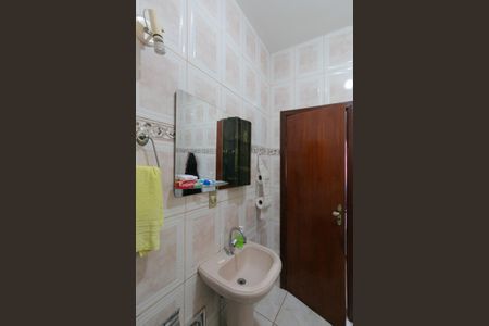 Casa à venda com 204m², 3 quartos e 2 vagasBanheiro Suite