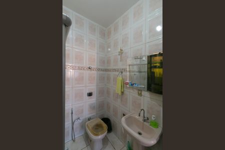 Casa à venda com 204m², 3 quartos e 2 vagasBanheiro Suite