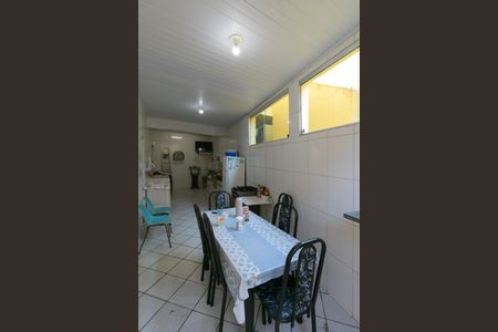 Casa à venda com 204m², 3 quartos e 2 vagasCozinha e Área de Serviço