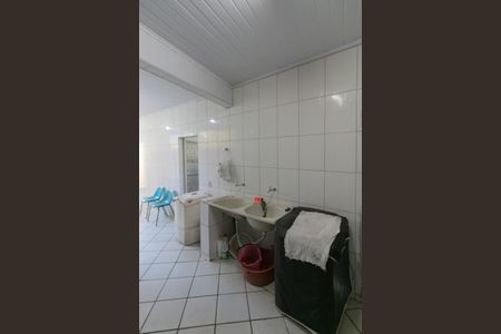 Casa à venda com 204m², 3 quartos e 2 vagasCozinha e Área de Serviço