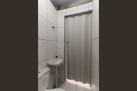 Studio para alugar com 19m², 1 quarto e sem vaga Studio para alugar com 19m², 1 quarto e sem vagaBanheiro