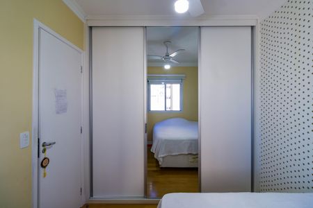 Apartamento à venda com 87m², 3 quartos e 2 vagas Apartamento à venda com 87m², 3 quartos e 2 vagasQuarto 1