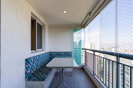 Apartamento à venda com 87m², 3 quartos e 2 vagas Apartamento à venda com 87m², 3 quartos e 2 vagasVaranda da Sala