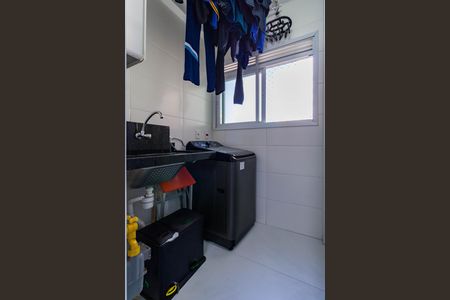 Apartamento à venda com 87m², 3 quartos e 2 vagas Apartamento à venda com 87m², 3 quartos e 2 vagasÁrea de Serviço